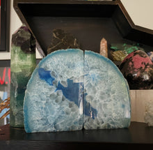 Load image into Gallery viewer, Blue Agate Book Ends