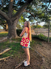 Load image into Gallery viewer, Flower Power Crochet Bag