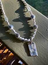 Load image into Gallery viewer, Blue Kyanite Macrame Necklace