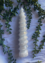 Load image into Gallery viewer, Selenite Swirl Tower