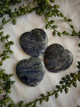 Load image into Gallery viewer, Sodalite Heart