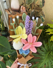 Load image into Gallery viewer, Endless Dreams Bouquet
