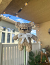 Load image into Gallery viewer, Bear - Single Stem

