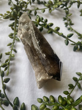 Load image into Gallery viewer, Smokey Quartz Point
