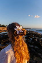 Load image into Gallery viewer, Plumeria Hair Clip
