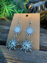 Load image into Gallery viewer, Sun x Star Earrings
