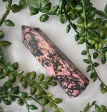 Load image into Gallery viewer, Rhodonite Point
